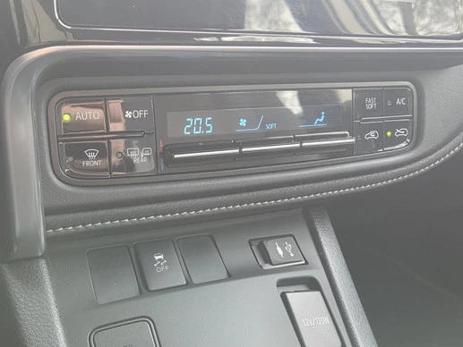 Toyota Auris - Afbeelding 17 van 30