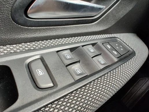 Dacia Sandero - Afbeelding 23 van 30