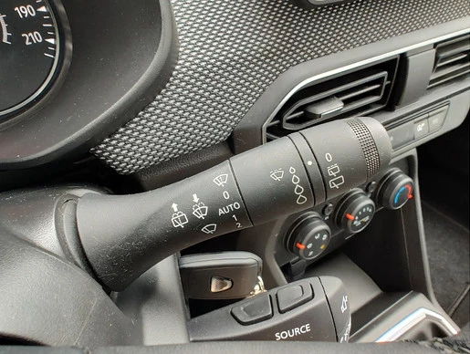 Dacia Sandero - Afbeelding 25 van 30