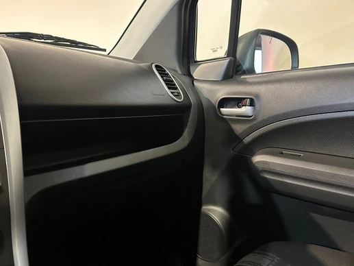 Opel Agila - Afbeelding 27 van 30