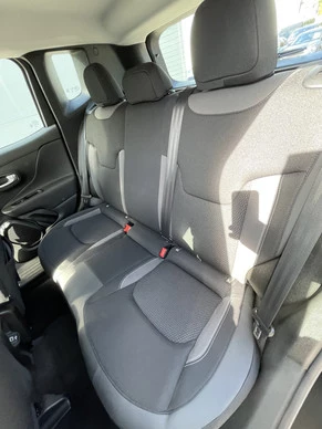 Jeep Renegade - Afbeelding 13 van 30