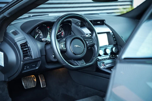 Jaguar F-Type - Afbeelding 9 van 30