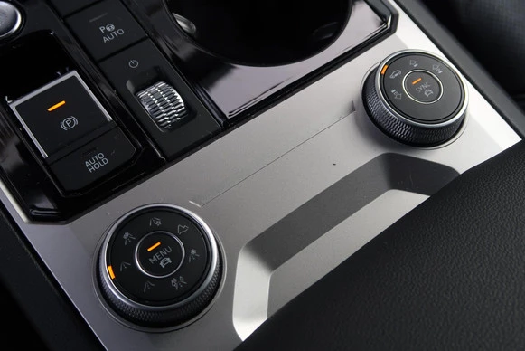 Volkswagen Touareg - Afbeelding 7 van 30