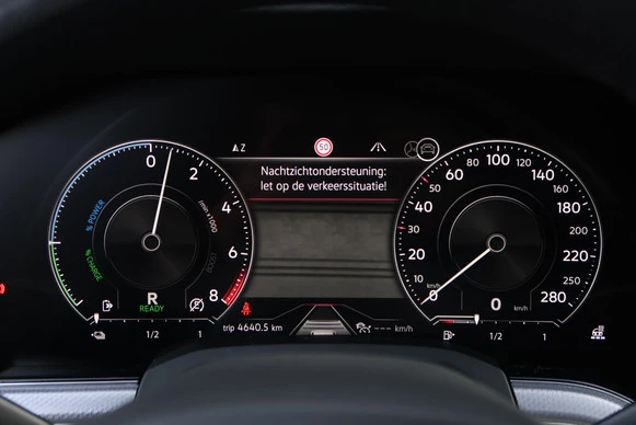 Volkswagen Touareg - Afbeelding 27 van 30