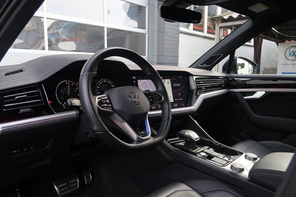 Volkswagen Touareg - Afbeelding 28 van 30