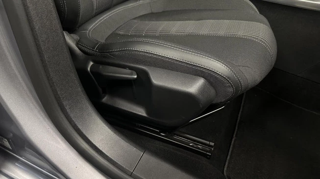 Peugeot 308 - Afbeelding 18 van 30