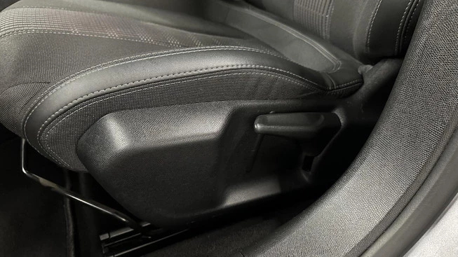 Peugeot 308 - Afbeelding 23 van 30