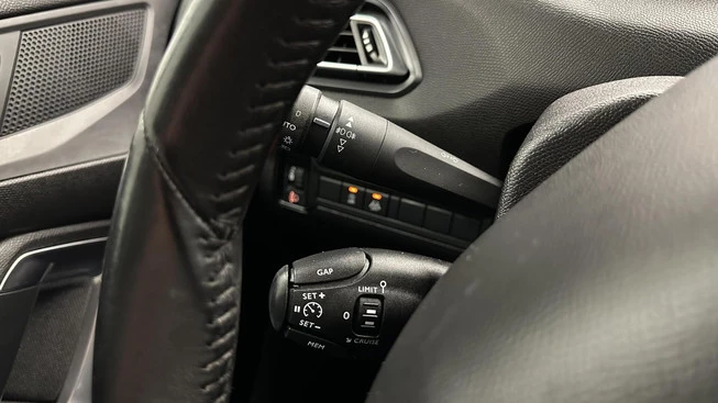Peugeot 308 - Afbeelding 29 van 30