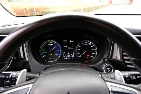 Mitsubishi Outlander - Afbeelding 14 van 30