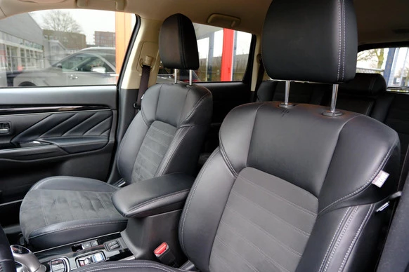 Mitsubishi Outlander - Afbeelding 27 van 30
