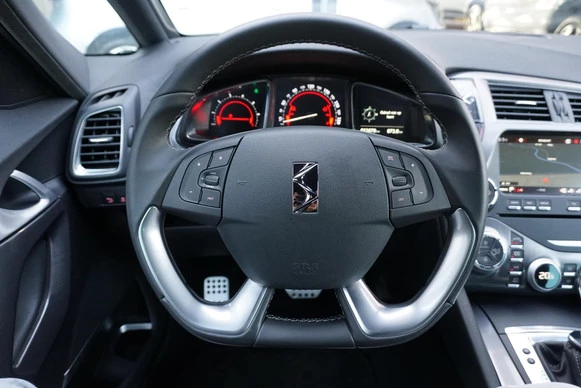 DS DS 5 - Afbeelding 19 van 30