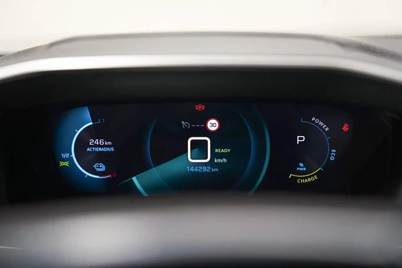 Peugeot e-2008 - Afbeelding 17 van 30