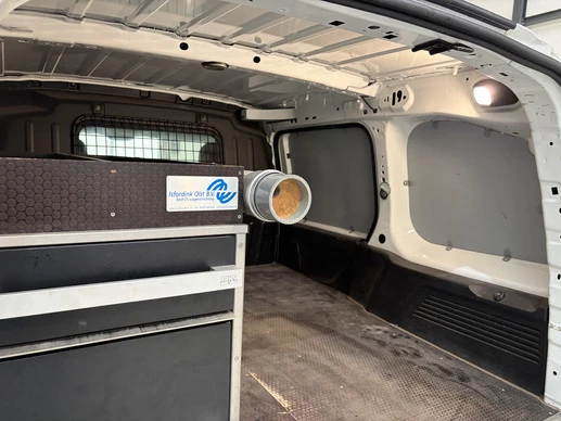 Peugeot Partner - Afbeelding 17 van 18