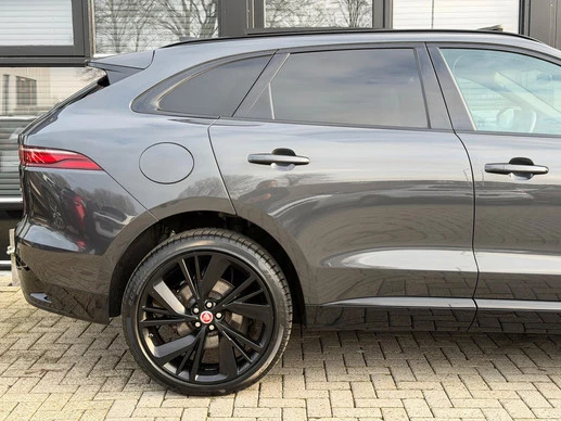 Jaguar F-PACE - Afbeelding 28 van 30