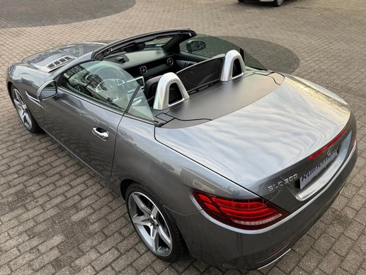 Mercedes-Benz SLC - Afbeelding 16 van 30
