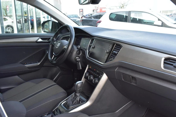 Volkswagen T-Roc - Afbeelding 19 van 25