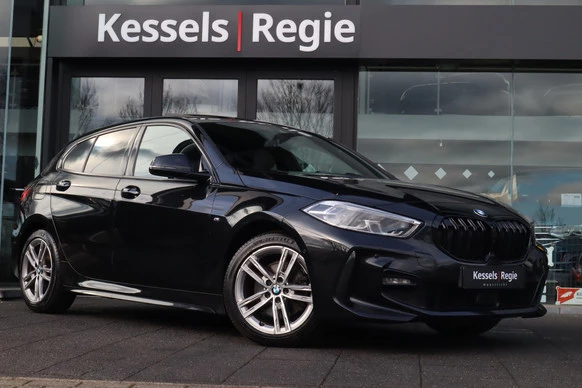 BMW 1 Serie - Afbeelding 1 van 30