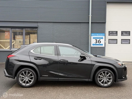 Lexus UX - Afbeelding 7 van 30
