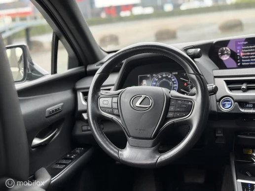 Lexus UX - Afbeelding 12 van 30