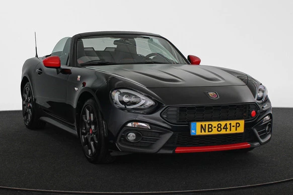 Abarth 124 Spider - Afbeelding 2 van 30