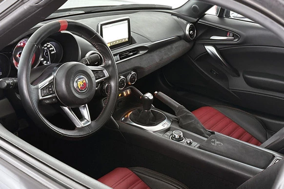 Abarth 124 Spider - Afbeelding 7 van 30