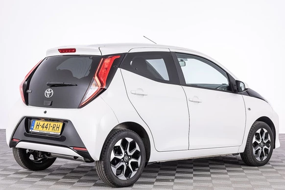 Toyota Aygo - Afbeelding 22 van 27