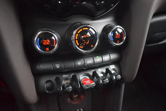 MINI Cooper - Afbeelding 14 van 15