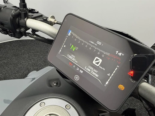 Yamaha MT 07 - Afbeelding 17 van 18