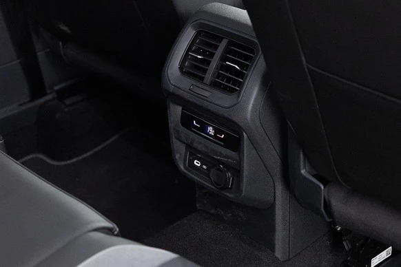 Volkswagen Tiguan - Afbeelding 13 van 30
