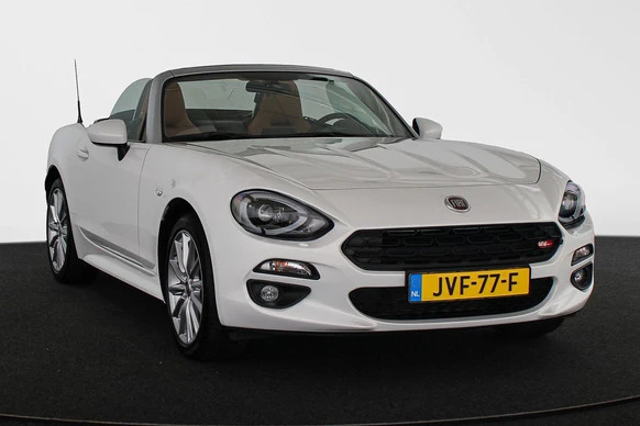 Fiat 124 Spider - Afbeelding 2 van 30