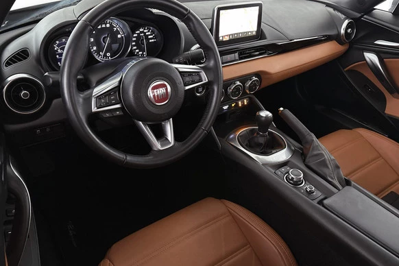 Fiat 124 Spider - Afbeelding 5 van 30