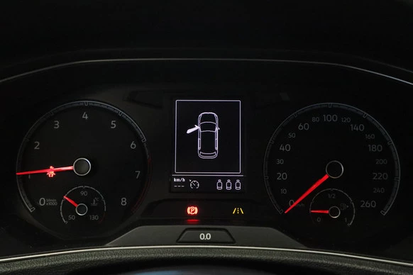 Volkswagen T-Roc - Afbeelding 9 van 20