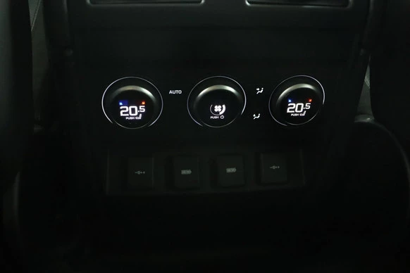 Land Rover Defender - Afbeelding 23 van 30