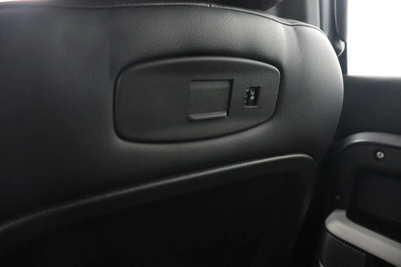 Land Rover Defender - Afbeelding 24 van 30