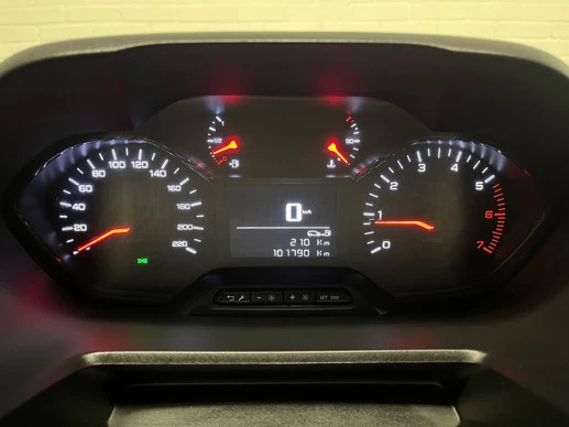 Peugeot Partner - Afbeelding 12 van 30