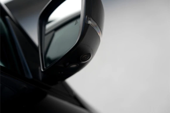 Maserati Levante - Afbeelding 23 van 30