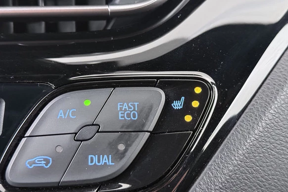 Toyota C-HR - Afbeelding 29 van 30