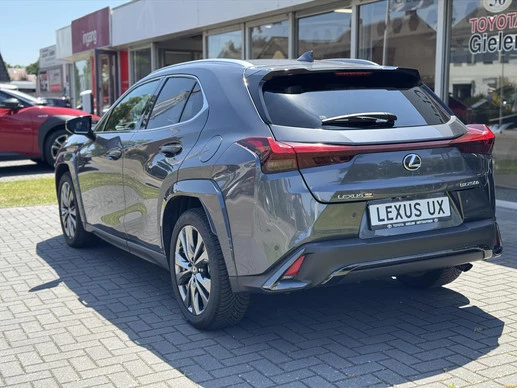 Lexus UX - Afbeelding 3 van 30