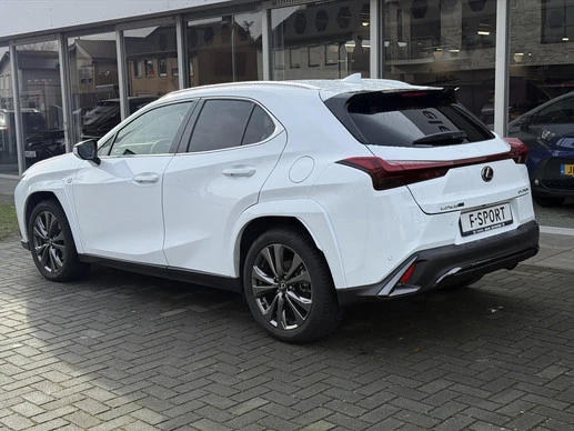 Lexus UX - Afbeelding 8 van 30