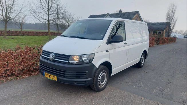 Volkswagen Transporter - Afbeelding 1 van 15