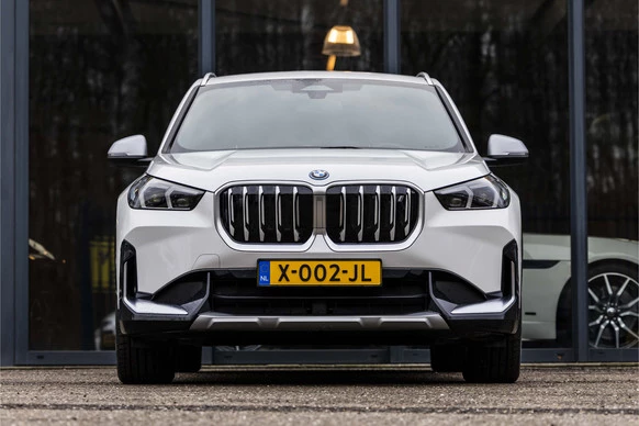 BMW iX1 - Afbeelding 2 van 30