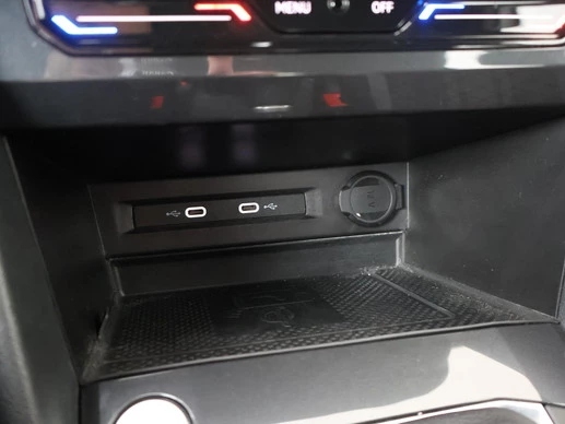 Volkswagen Tiguan - Afbeelding 23 van 30