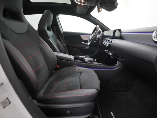 Mercedes-Benz A-Klasse - Afbeelding 3 van 30