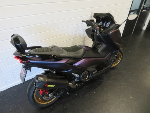 Yamaha T-MAX - Afbeelding 11 van 13