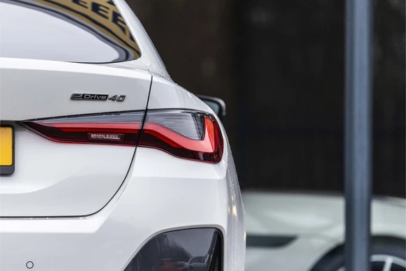 BMW i4 - Afbeelding 7 van 30