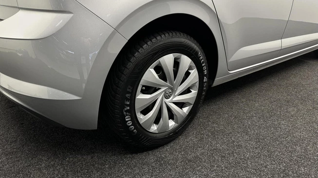 Volkswagen Polo - Afbeelding 13 van 30