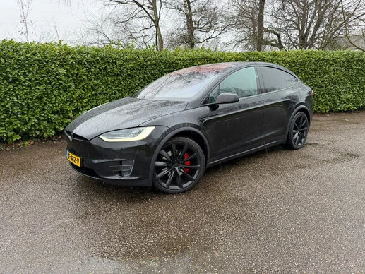 Tesla Model X - Afbeelding 1 van 17