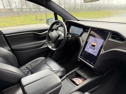 Tesla Model X - Afbeelding 6 van 17