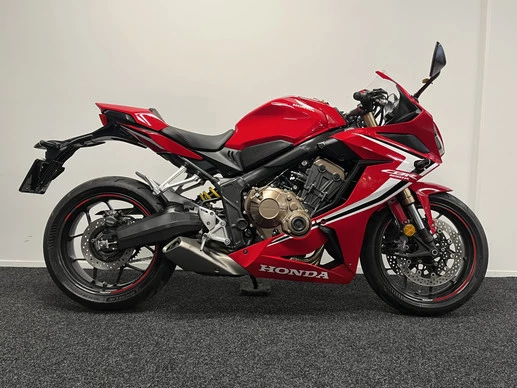 Honda CBR 650 - Afbeelding 1 van 24