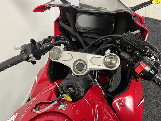 Honda CBR 650 - Afbeelding 10 van 24
